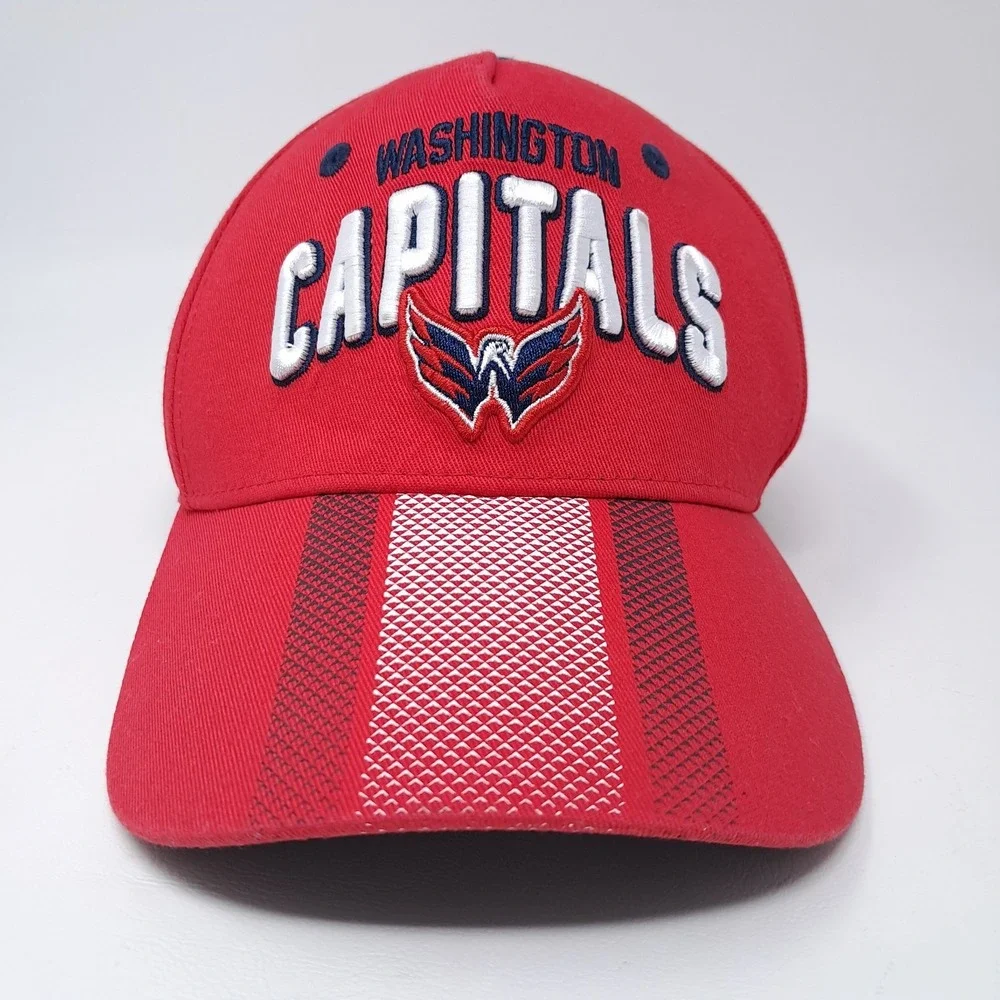 Washington Capitals NHL Youth Hat Cap Red Striped Brim One Size Boys 8-20